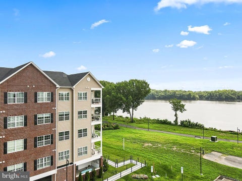 Photo for 16421 RIVER VIEW CIRCLE 421