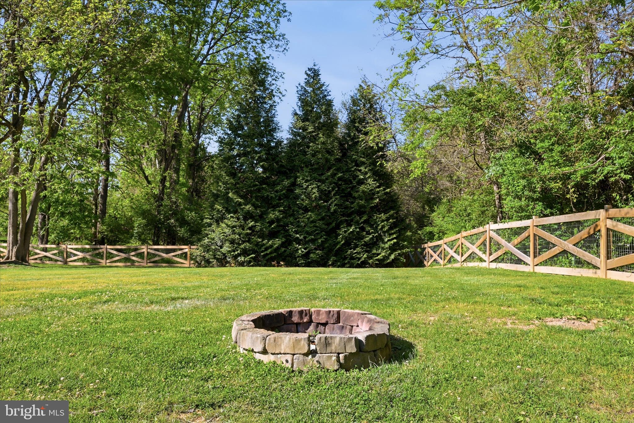 1721 BISHOP MEADE ROAD