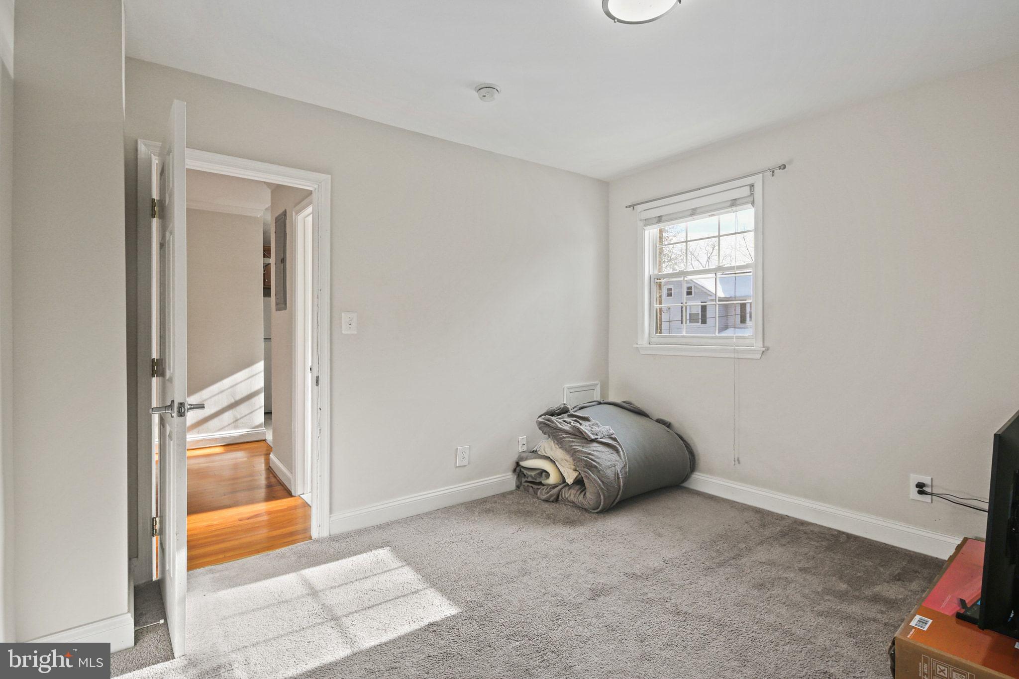 THE OAKS NORTH - Residential