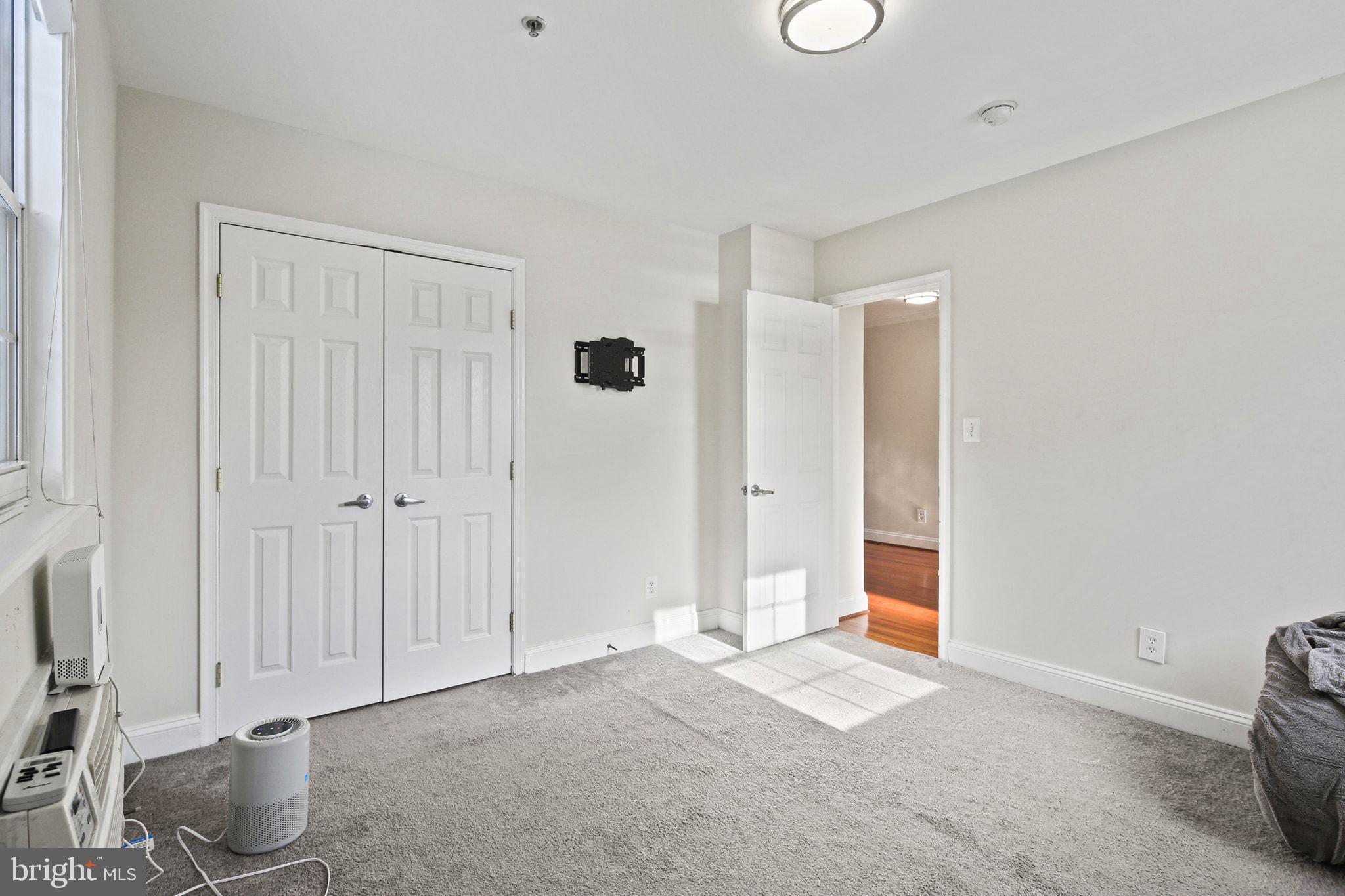 THE OAKS NORTH - Residential