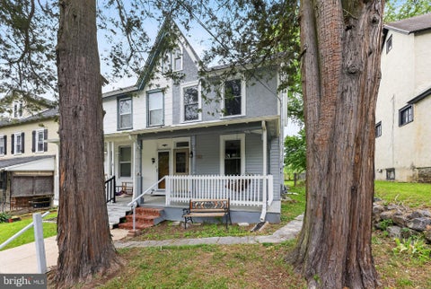 Townhouse For Sale - 16 Convent Road<br/> ASTON, PA 19014