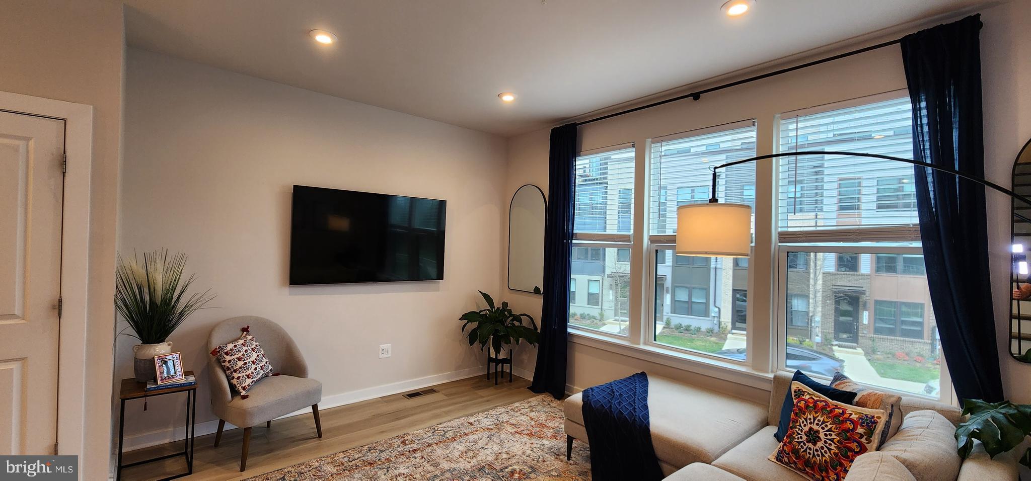 RIVERFRONT - Residential Lease