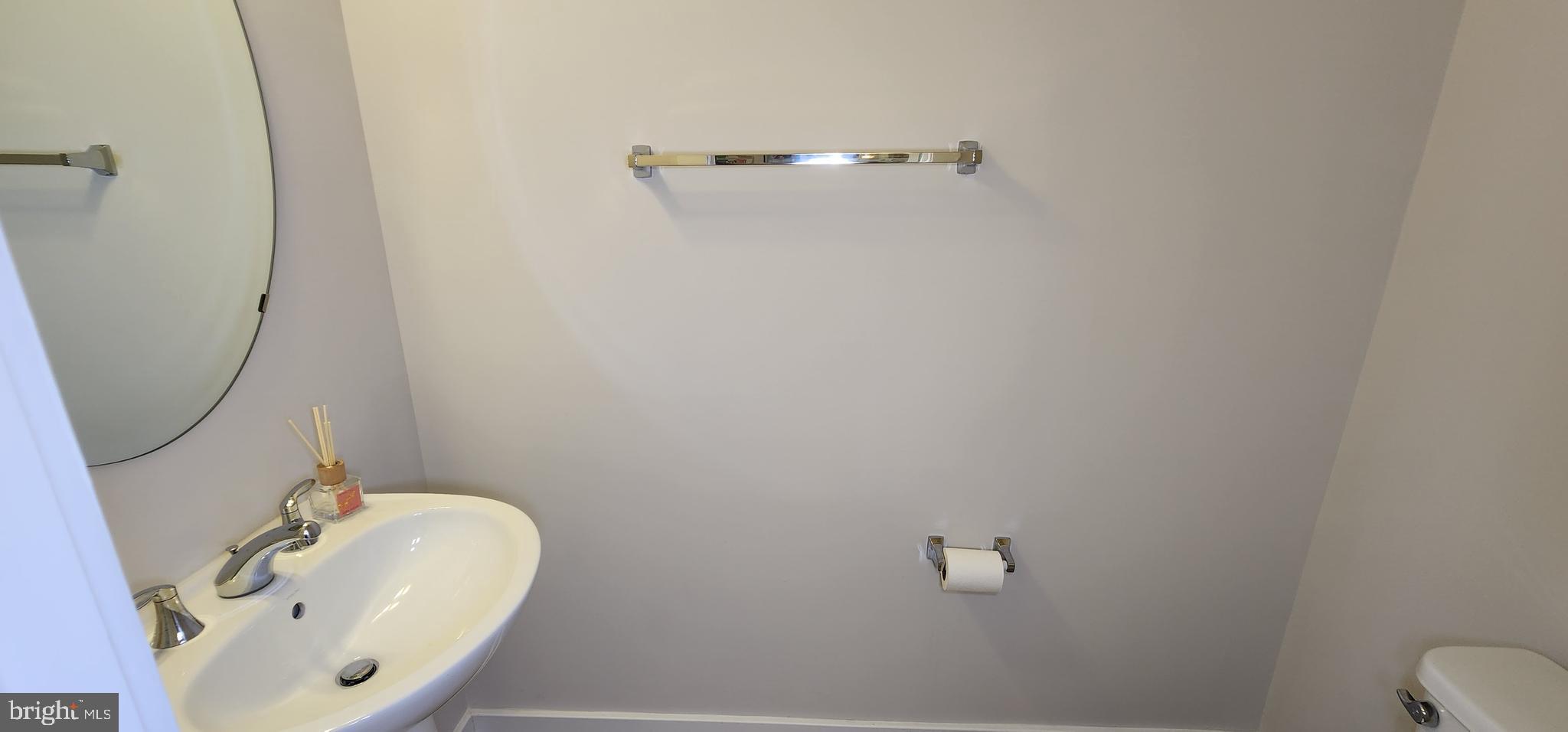 RIVERFRONT - Residential Lease