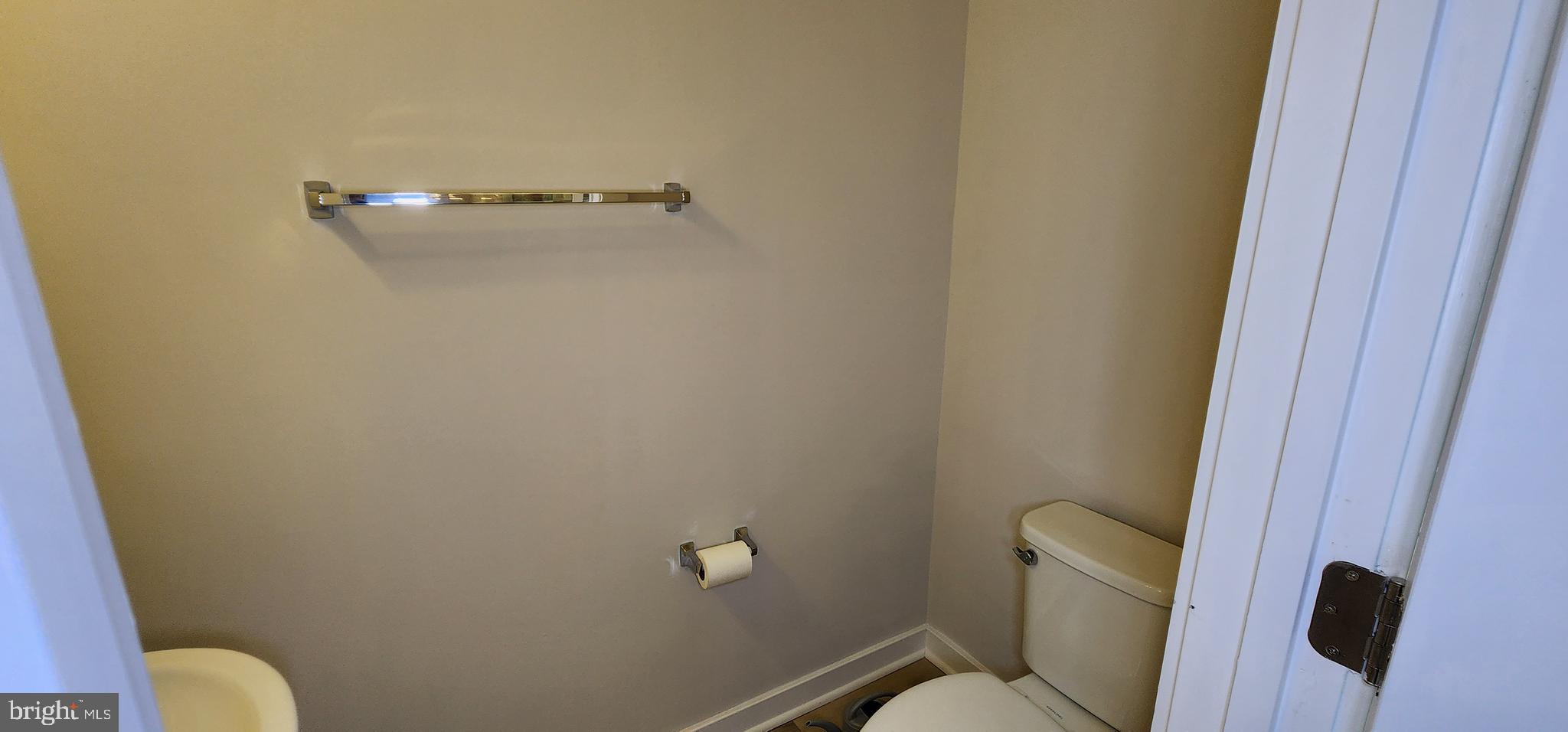 RIVERFRONT - Residential Lease