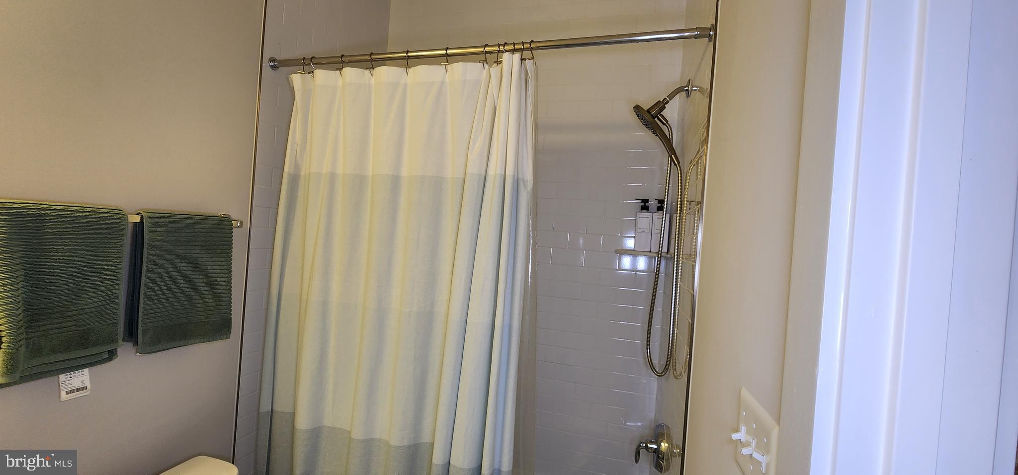 RIVERFRONT - Residential Lease