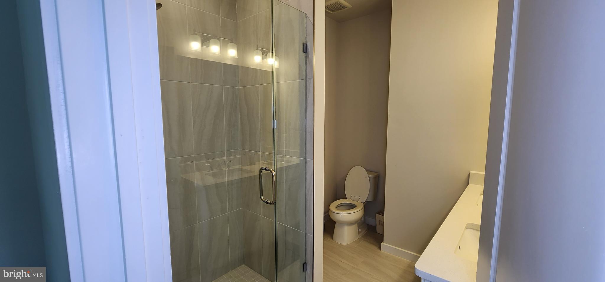 RIVERFRONT - Residential Lease