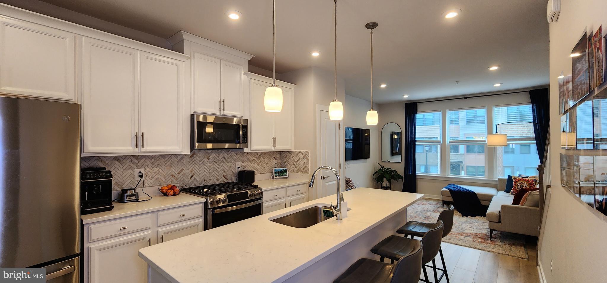 RIVERFRONT - Residential Lease