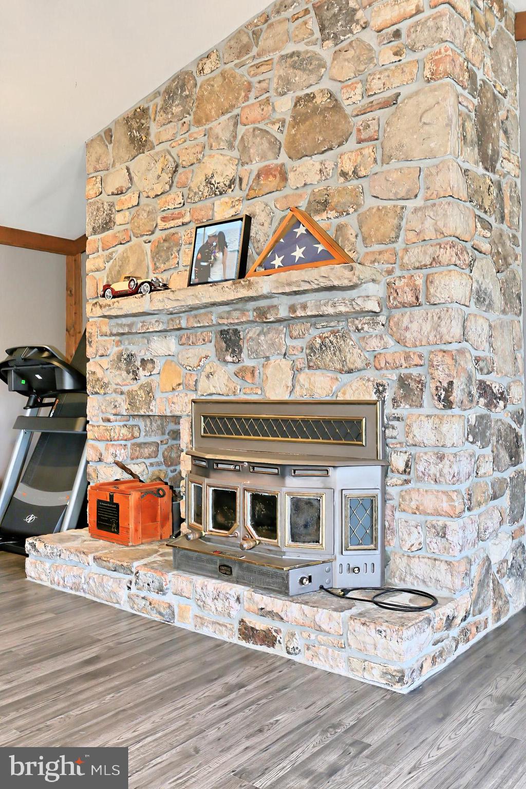 SHANNON WDS-BALL - Residential