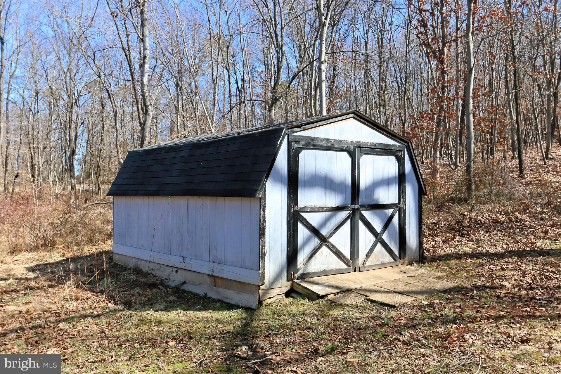 SHANNON WDS-BALL - Residential