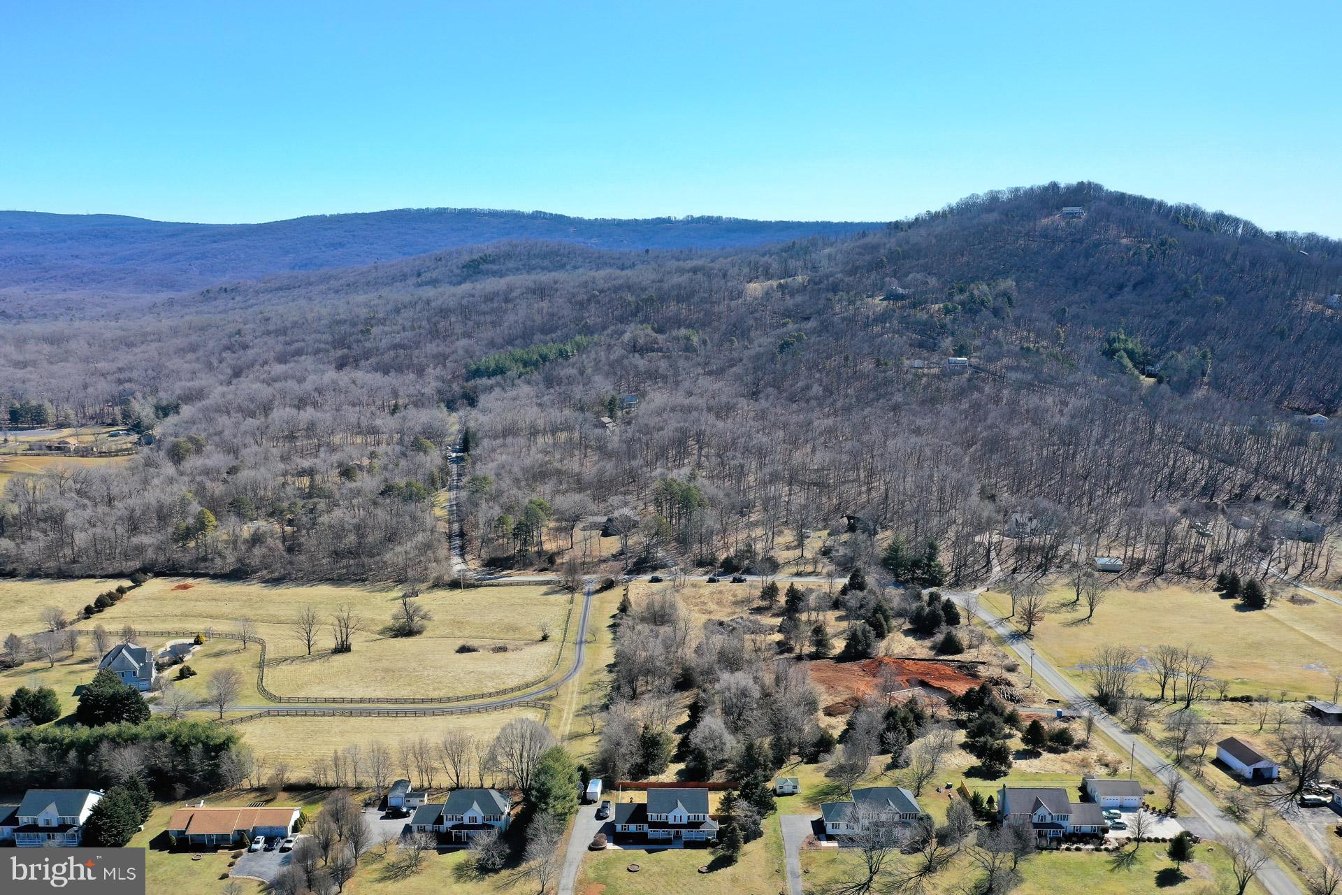 SHANNON WDS-BALL - Residential