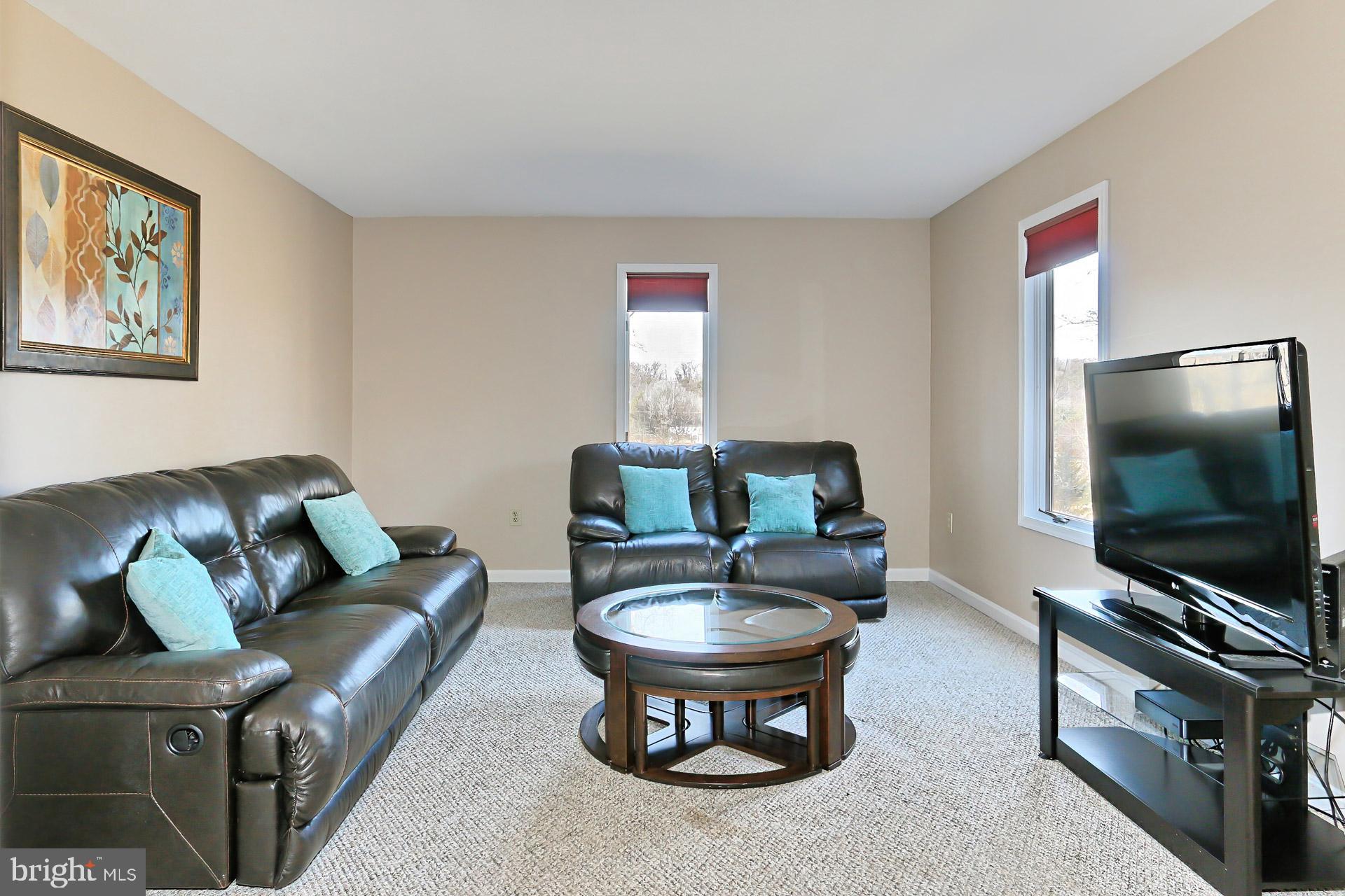 SHANNON WDS-BALL - Residential