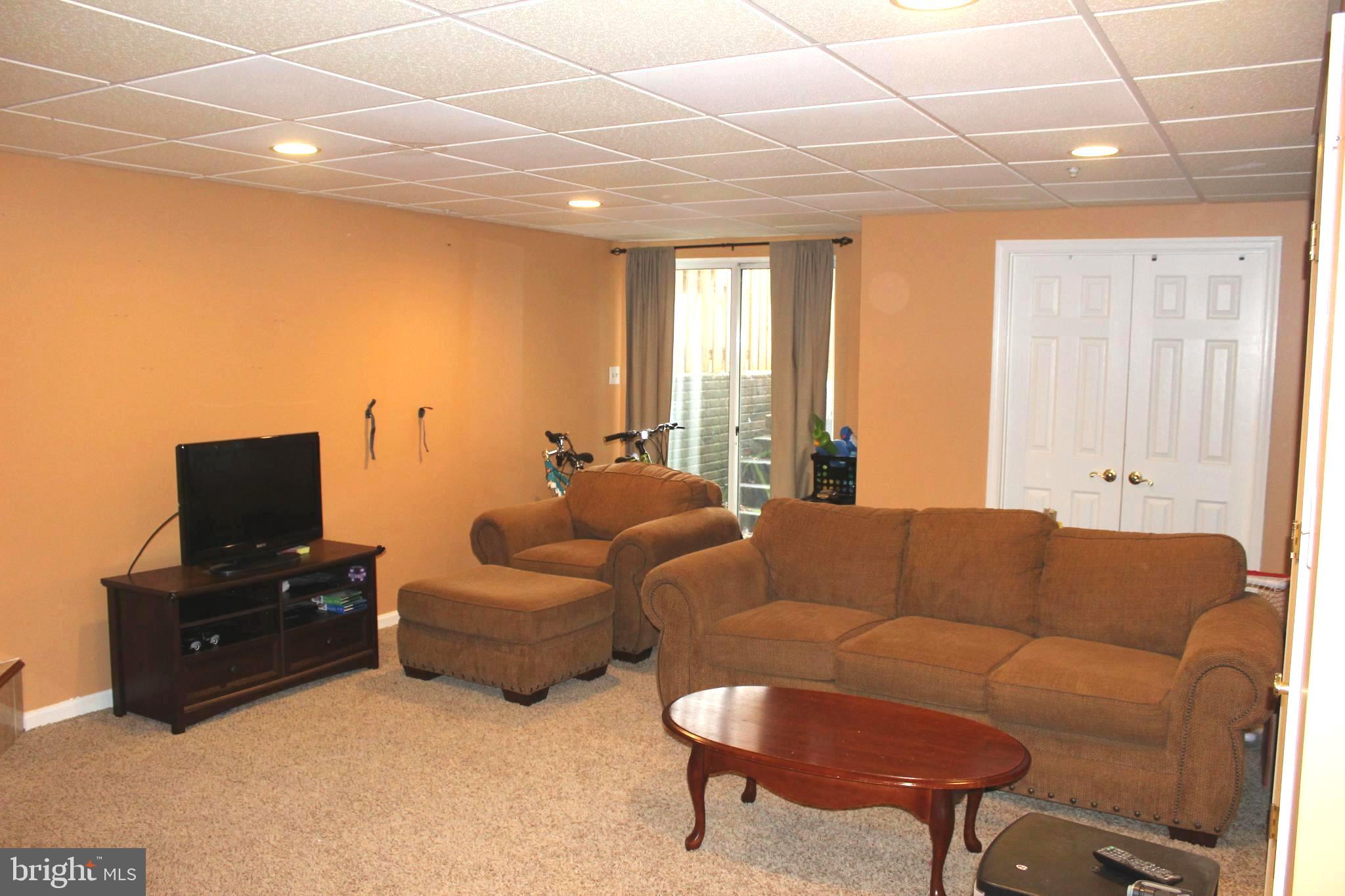 BELLE MANOR - Residential