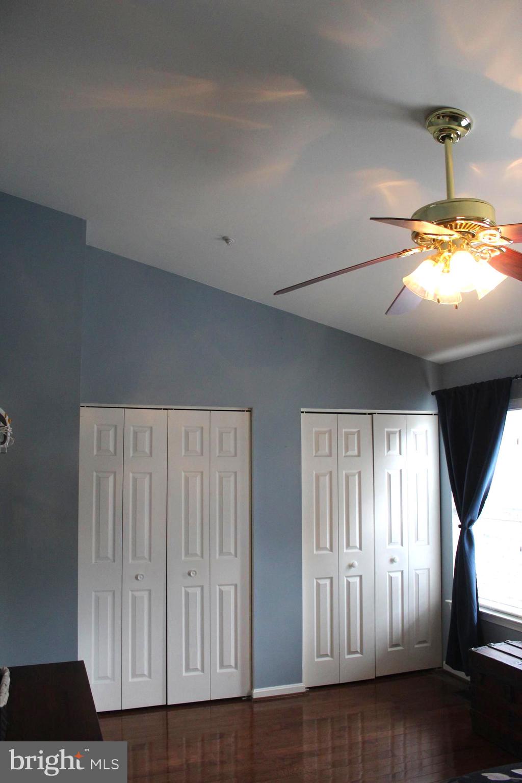 BELLE MANOR - Residential