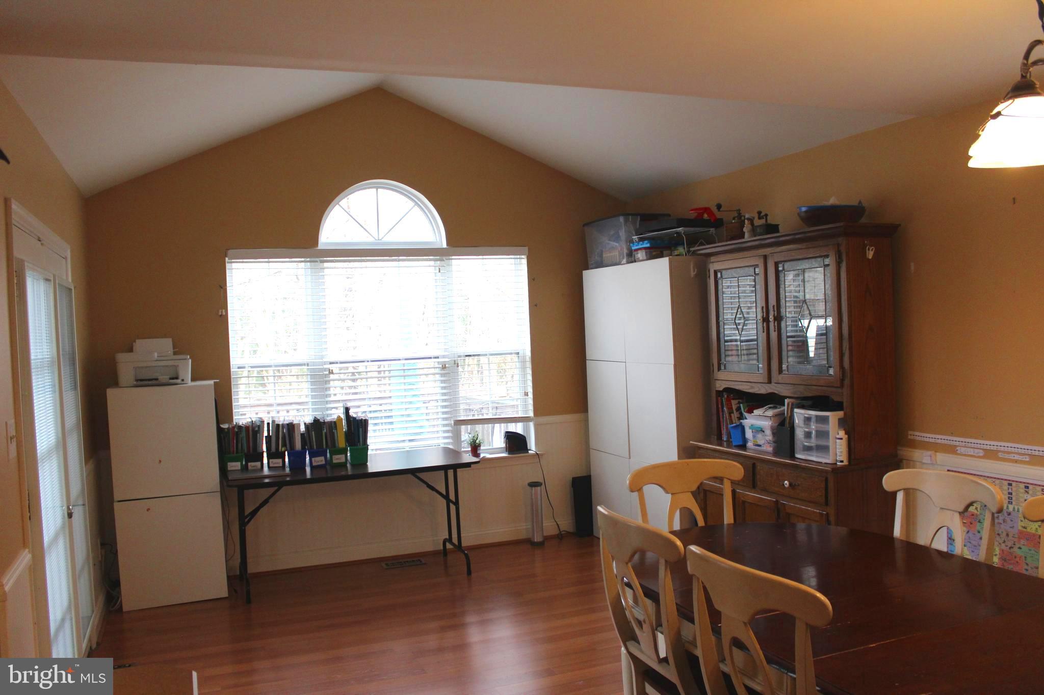 BELLE MANOR - Residential