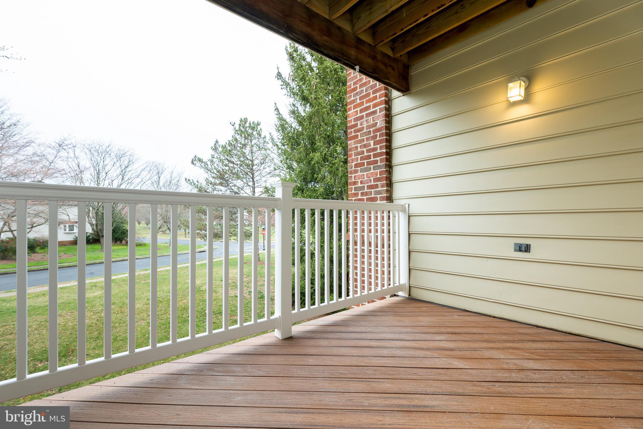 LAKETREE - Residential