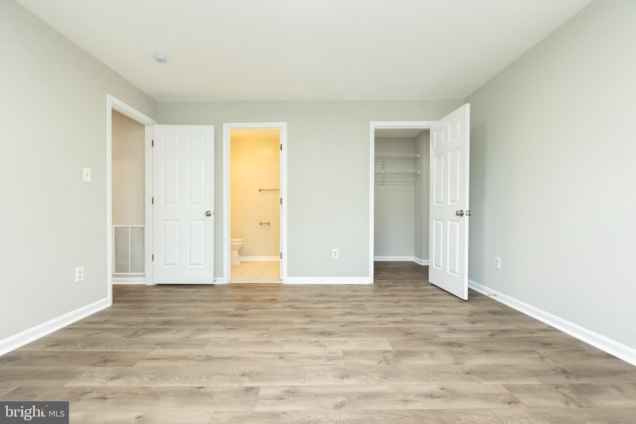 LAKETREE - Residential