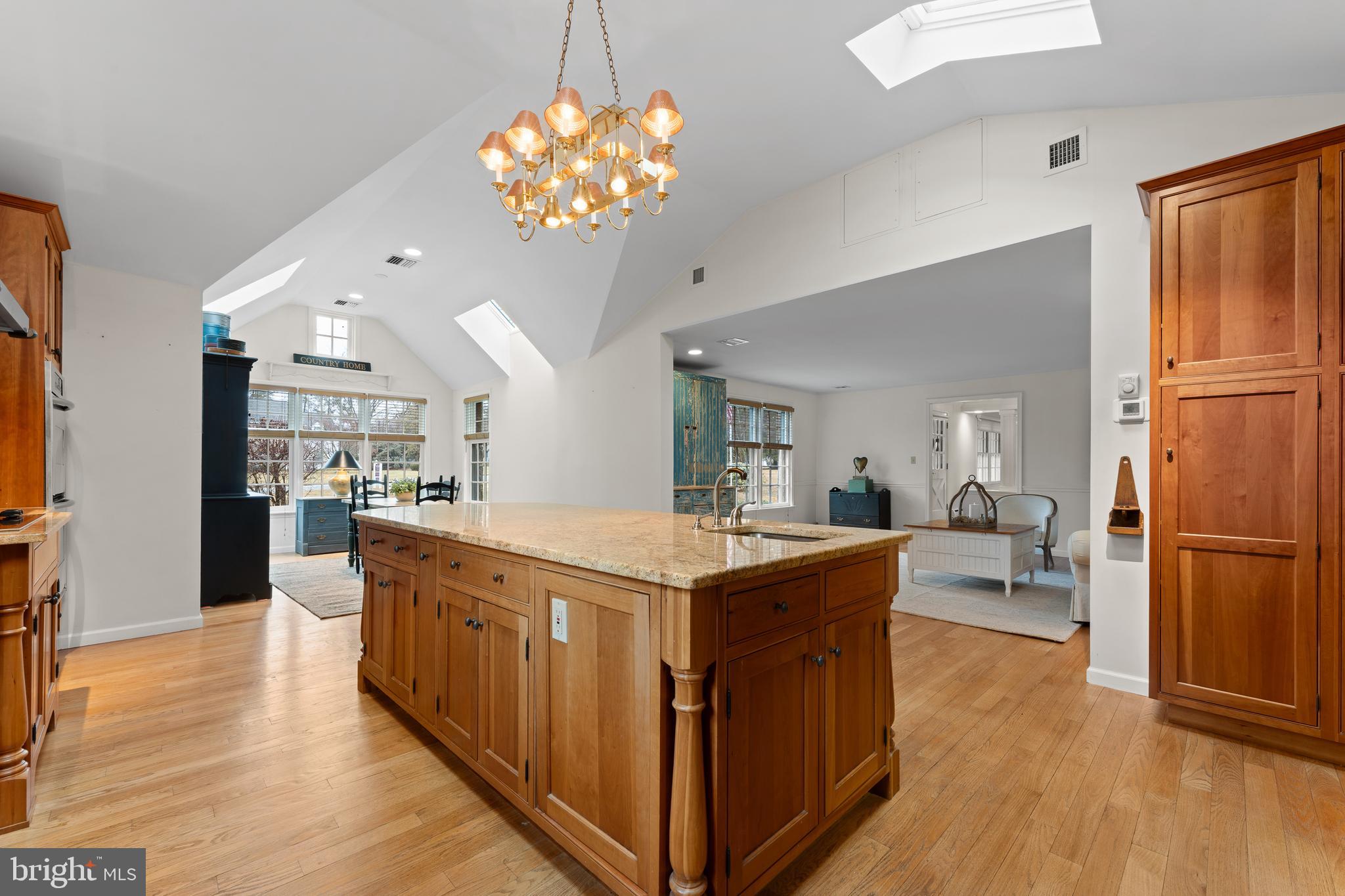 CANTERBURY WOODS - Residential