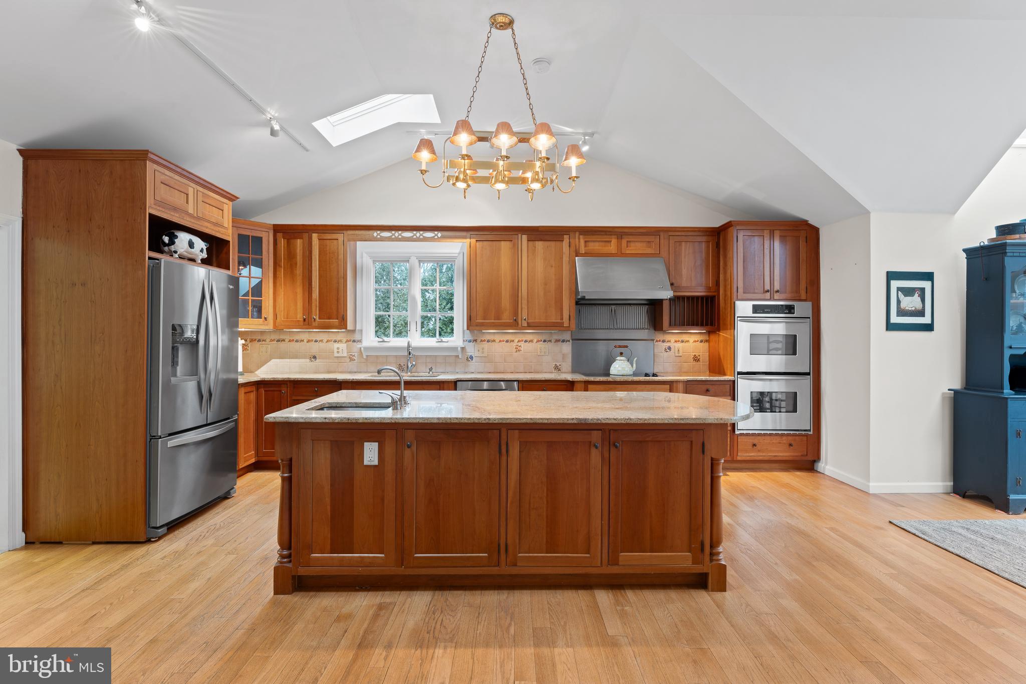 CANTERBURY WOODS - Residential