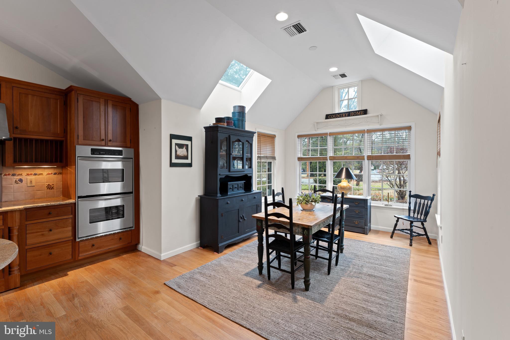 CANTERBURY WOODS - Residential