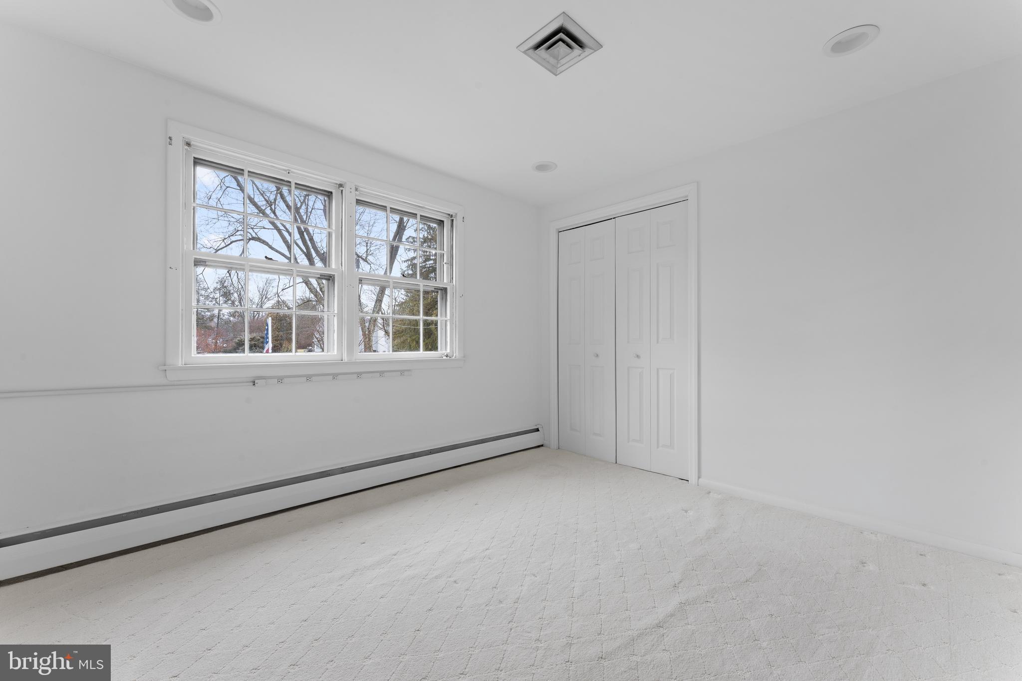 CANTERBURY WOODS - Residential