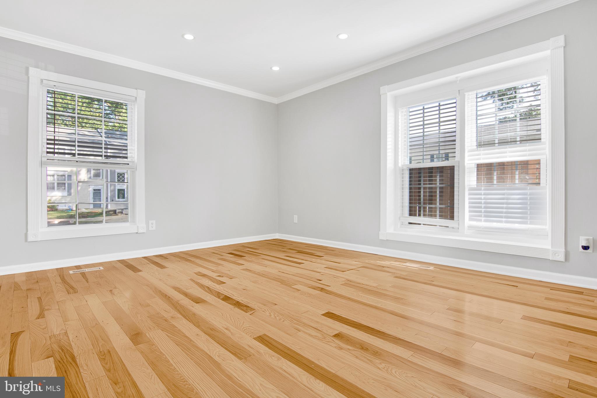 GLEN COVE - Residential