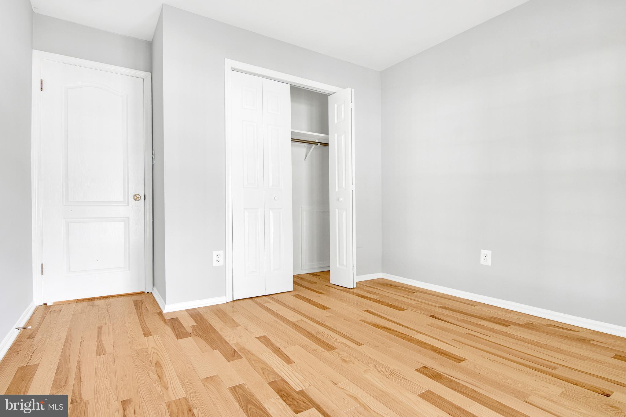 GLEN COVE - Residential