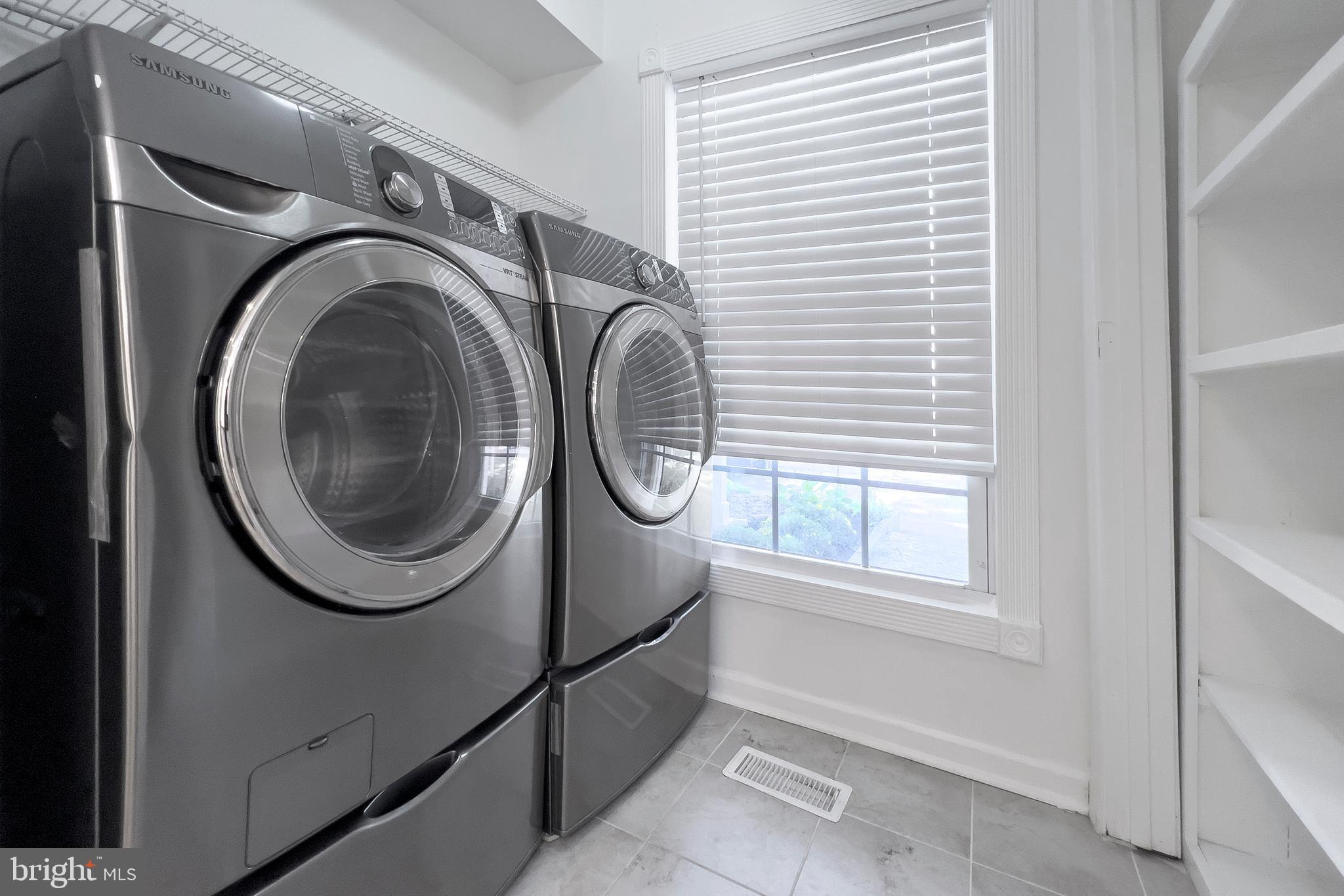 GLEN COVE - Residential