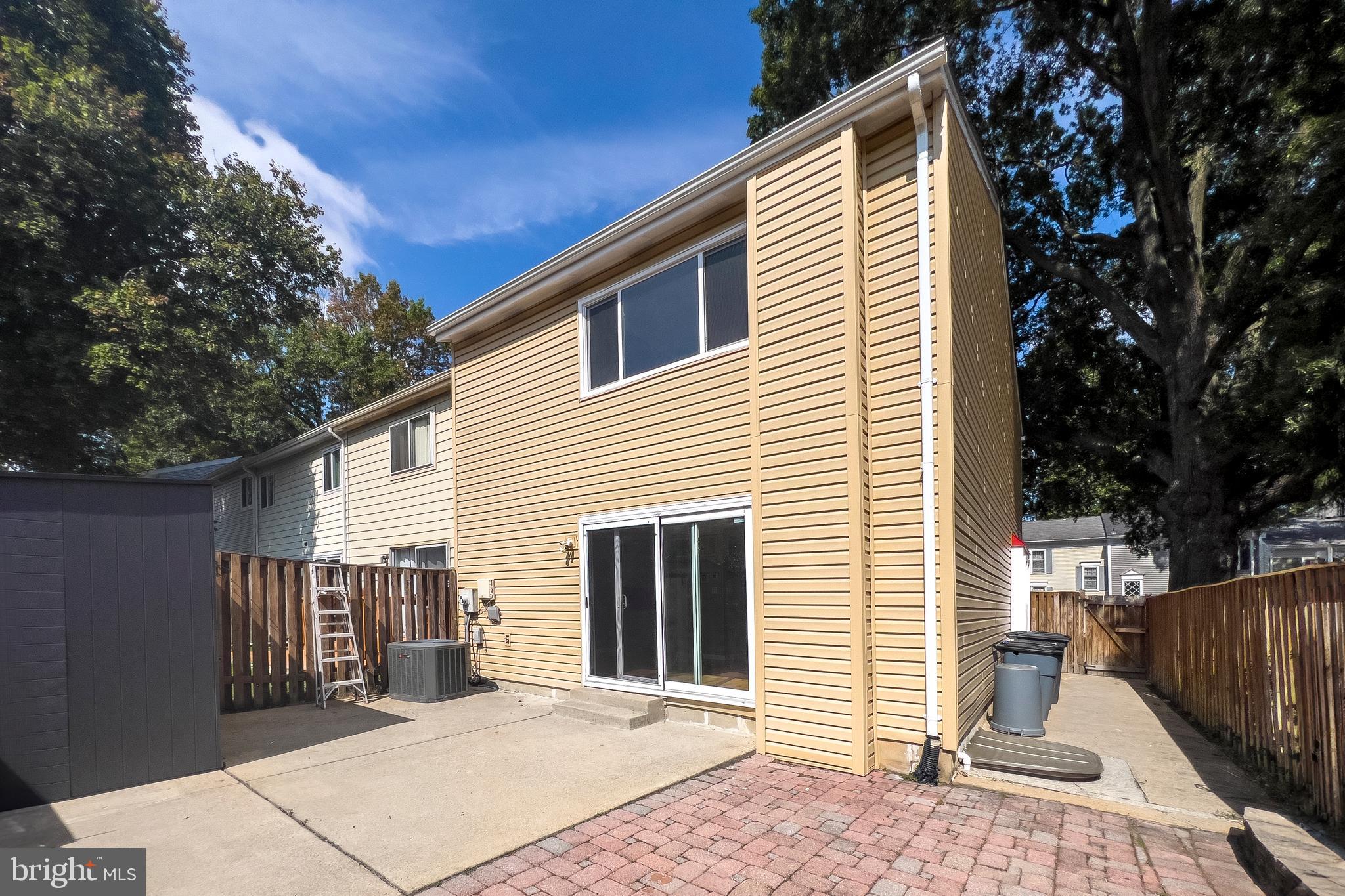 GLEN COVE - Residential