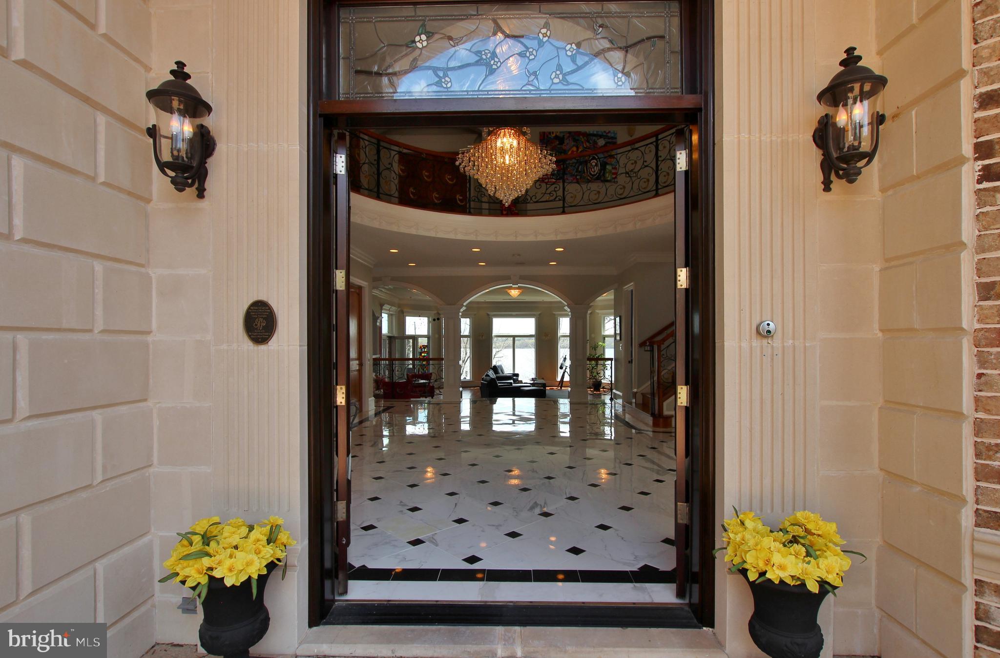 RIVERWOOD - Residential