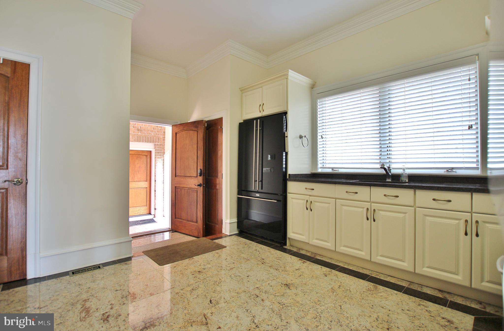 RIVERWOOD - Residential