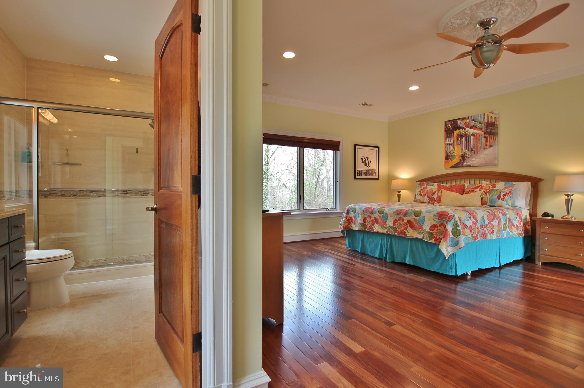 RIVERWOOD - Residential