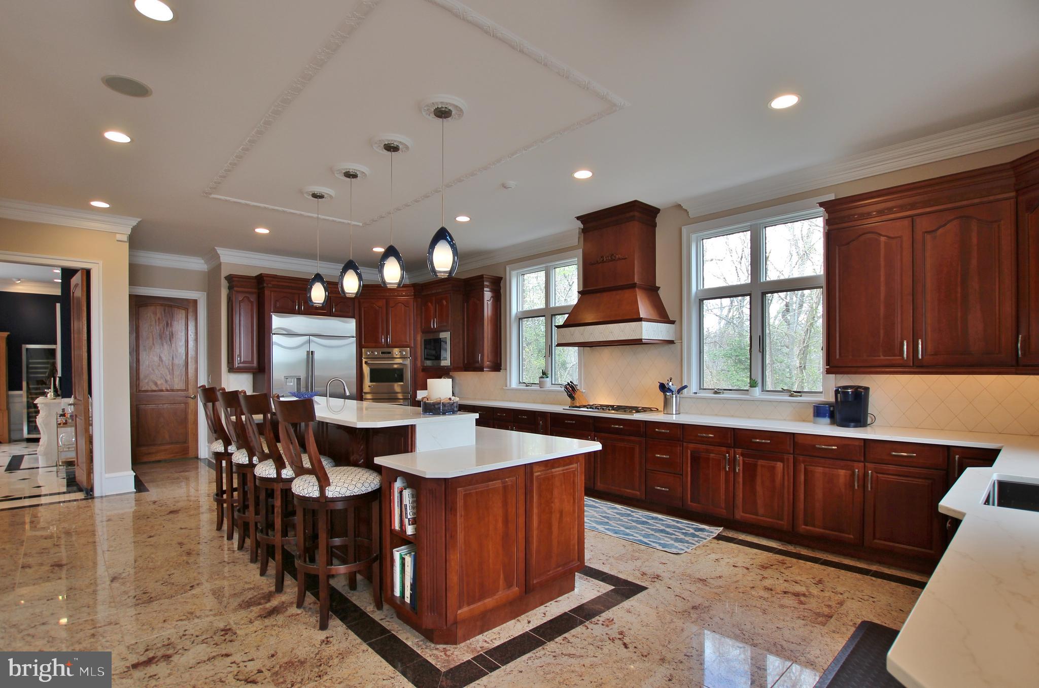 RIVERWOOD - Residential