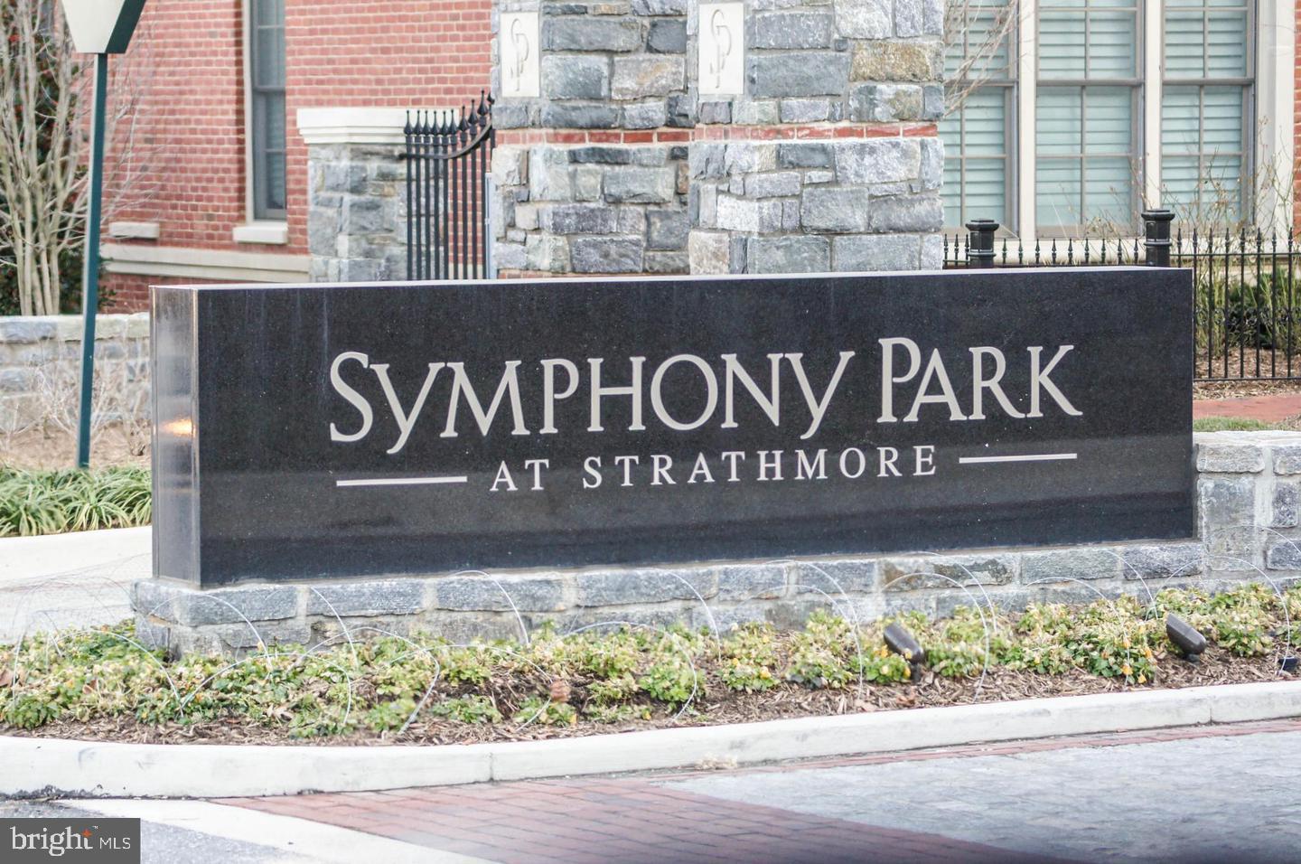 SYMPHONY PARK - Residential