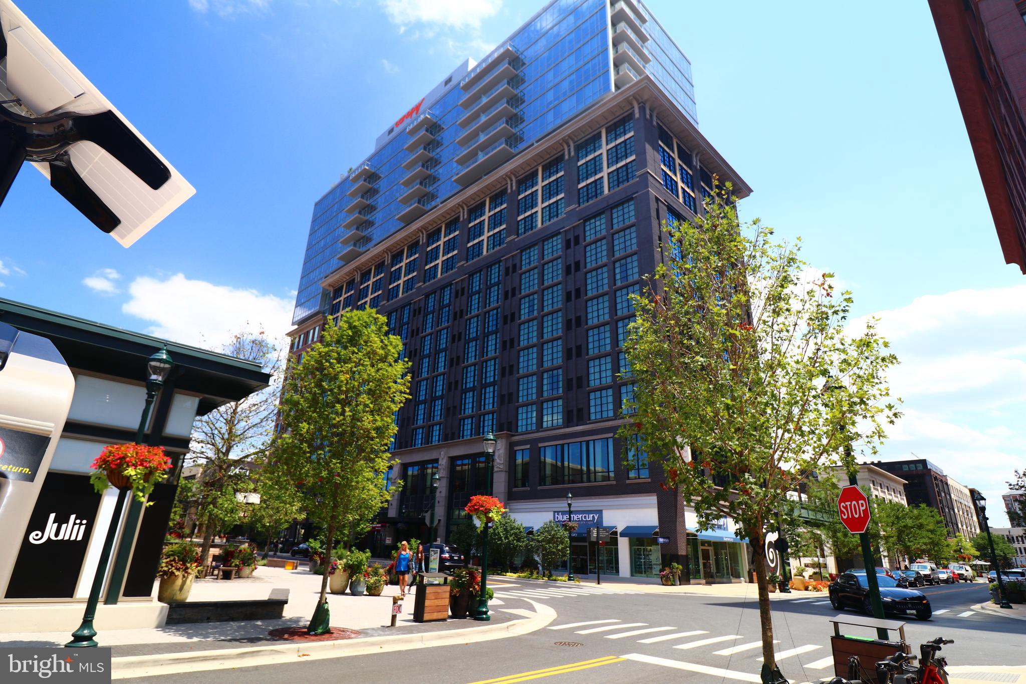 SYMPHONY PARK - Residential