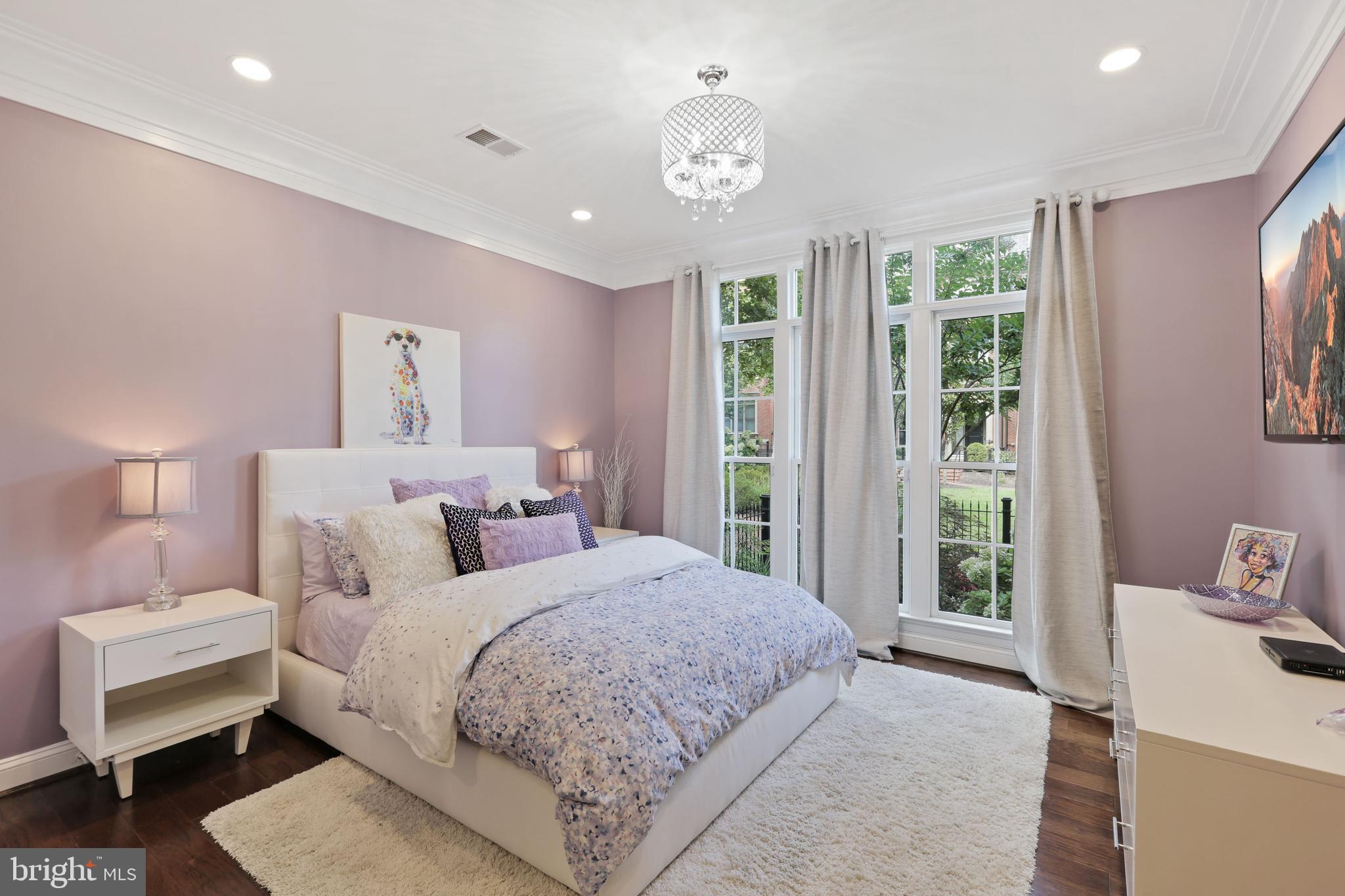 SYMPHONY PARK - Residential