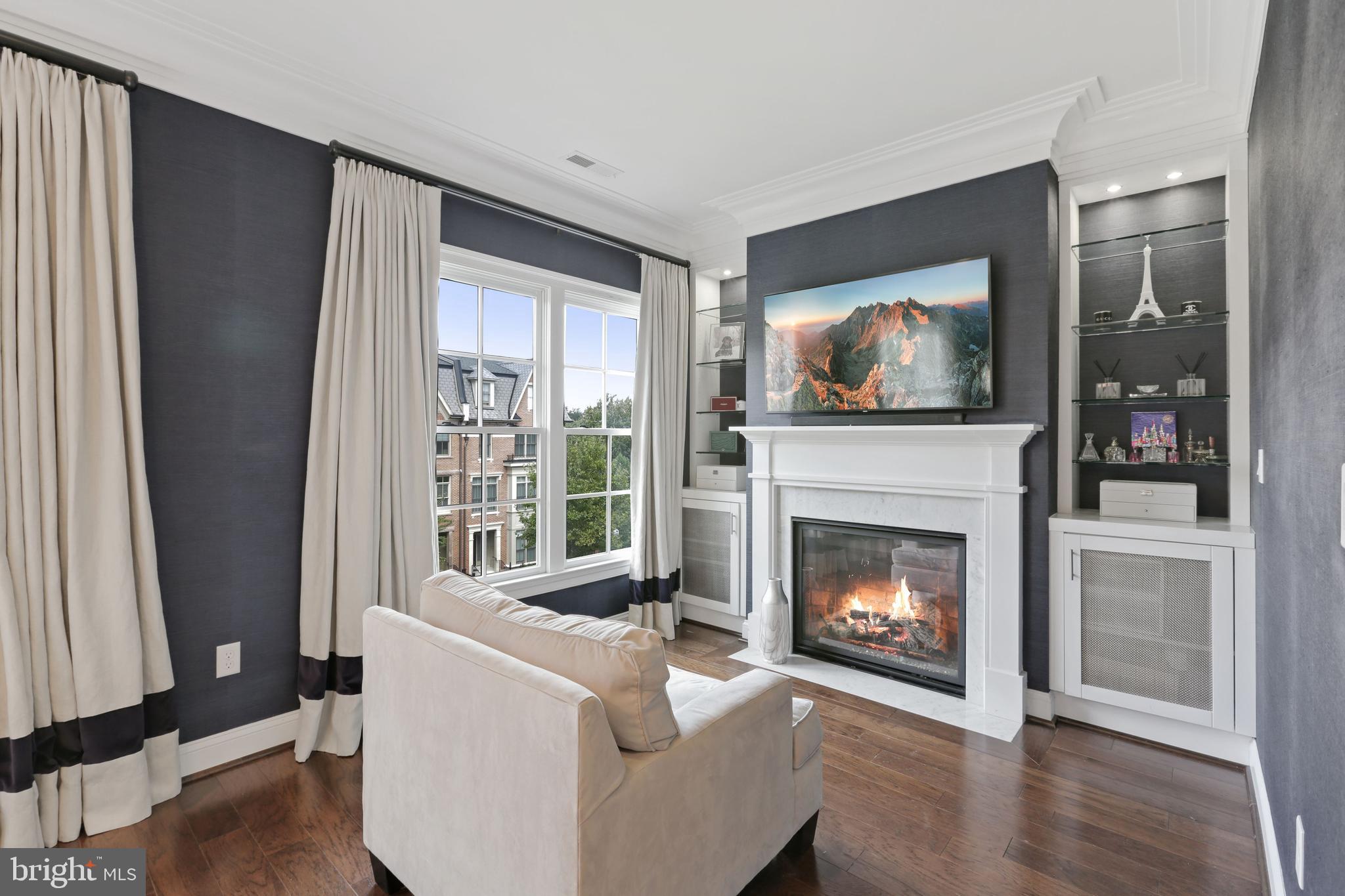 SYMPHONY PARK - Residential