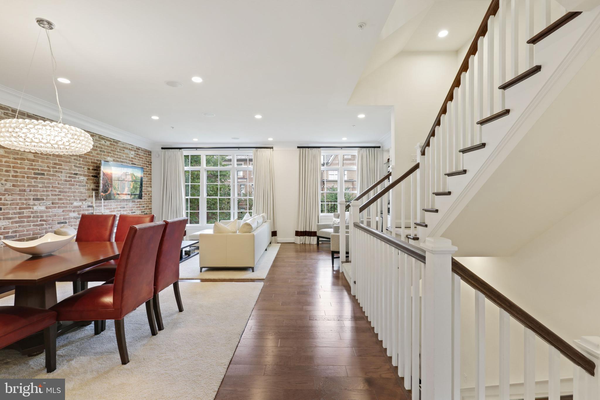 SYMPHONY PARK - Residential