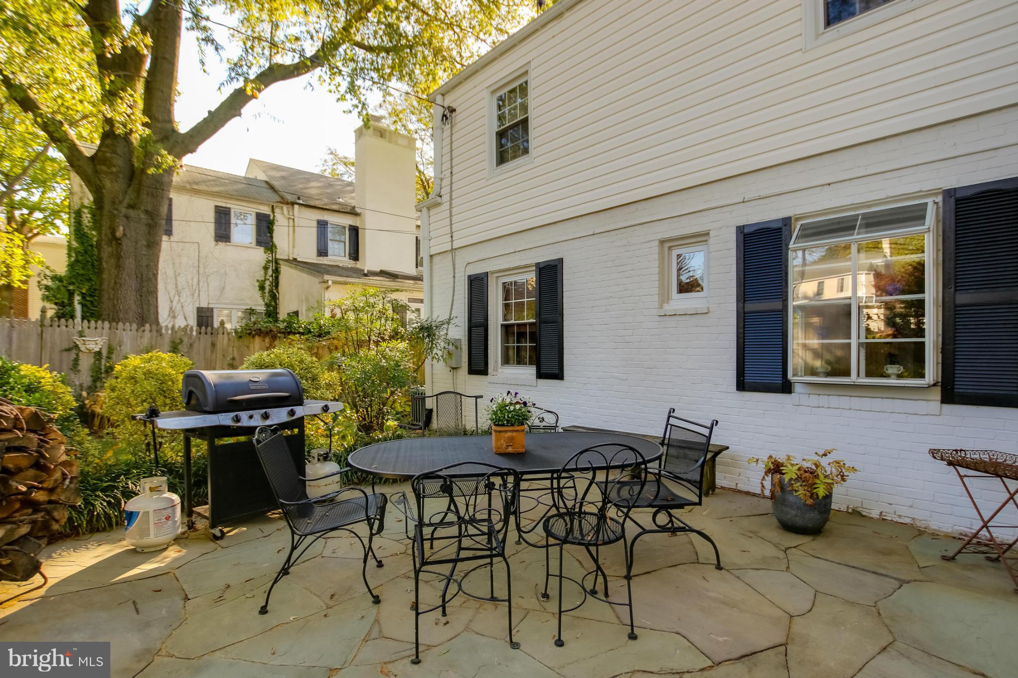 STONELEIGH - Residential