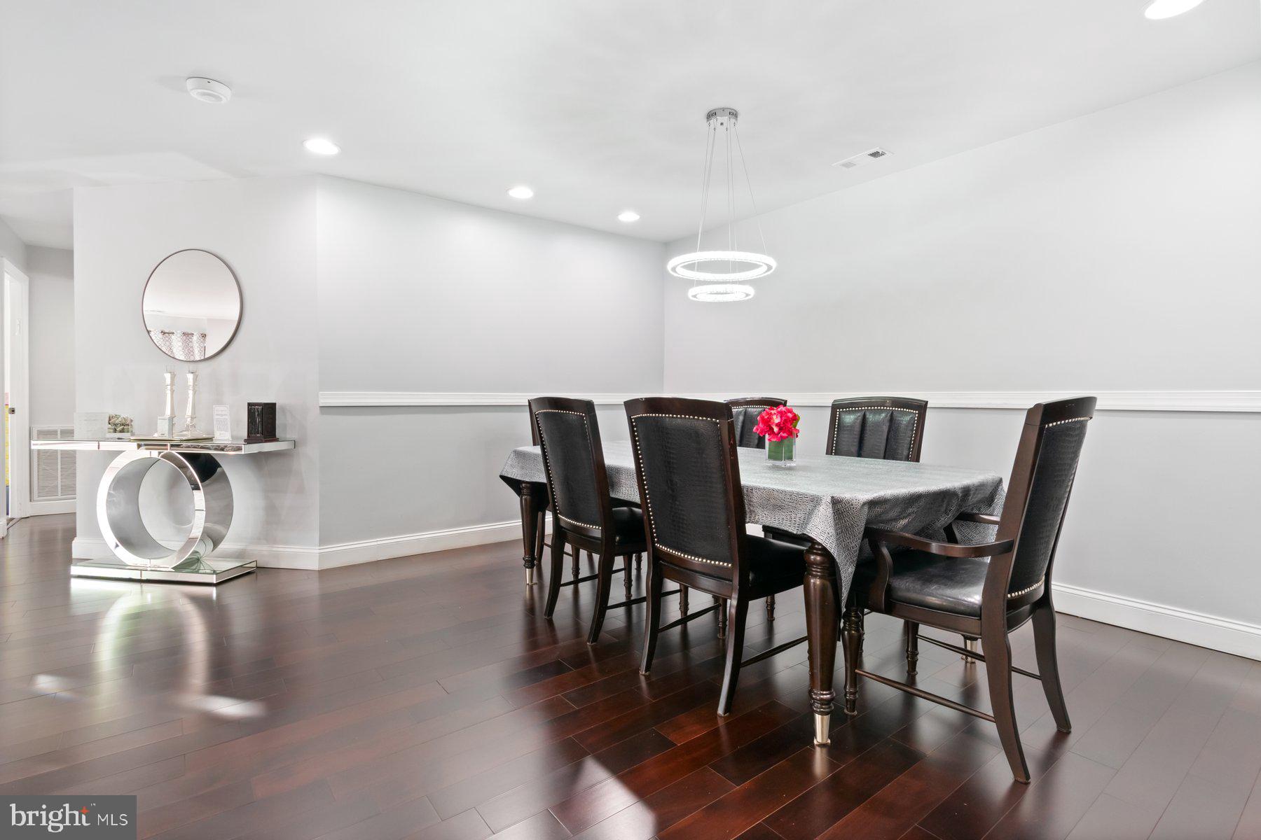 3021 FALLSTAFF ROAD 401B