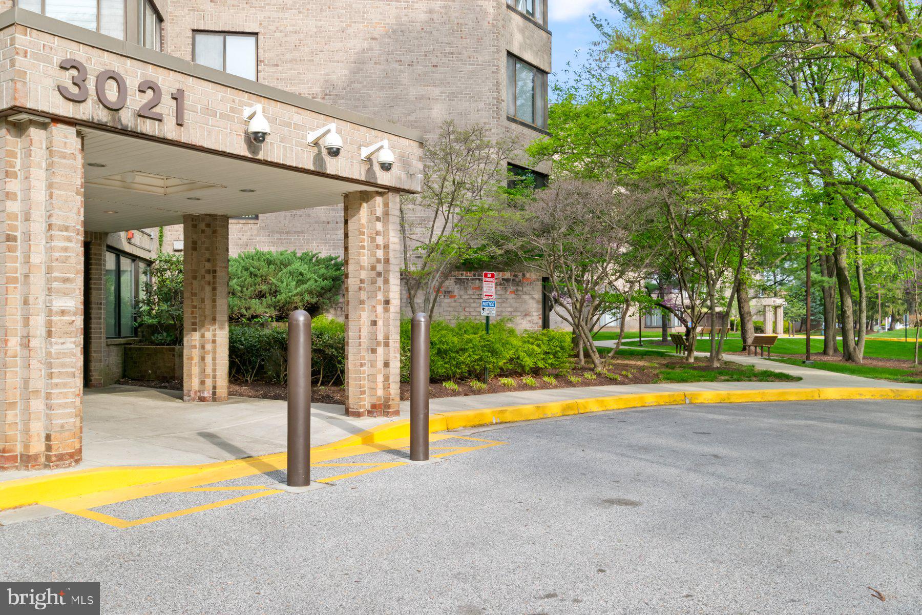 3021 FALLSTAFF ROAD 401B