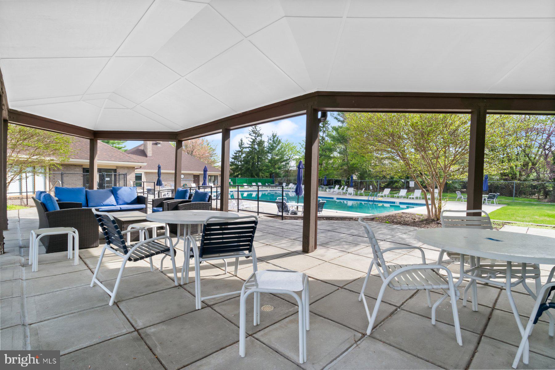 FALLSTAFF - Residential