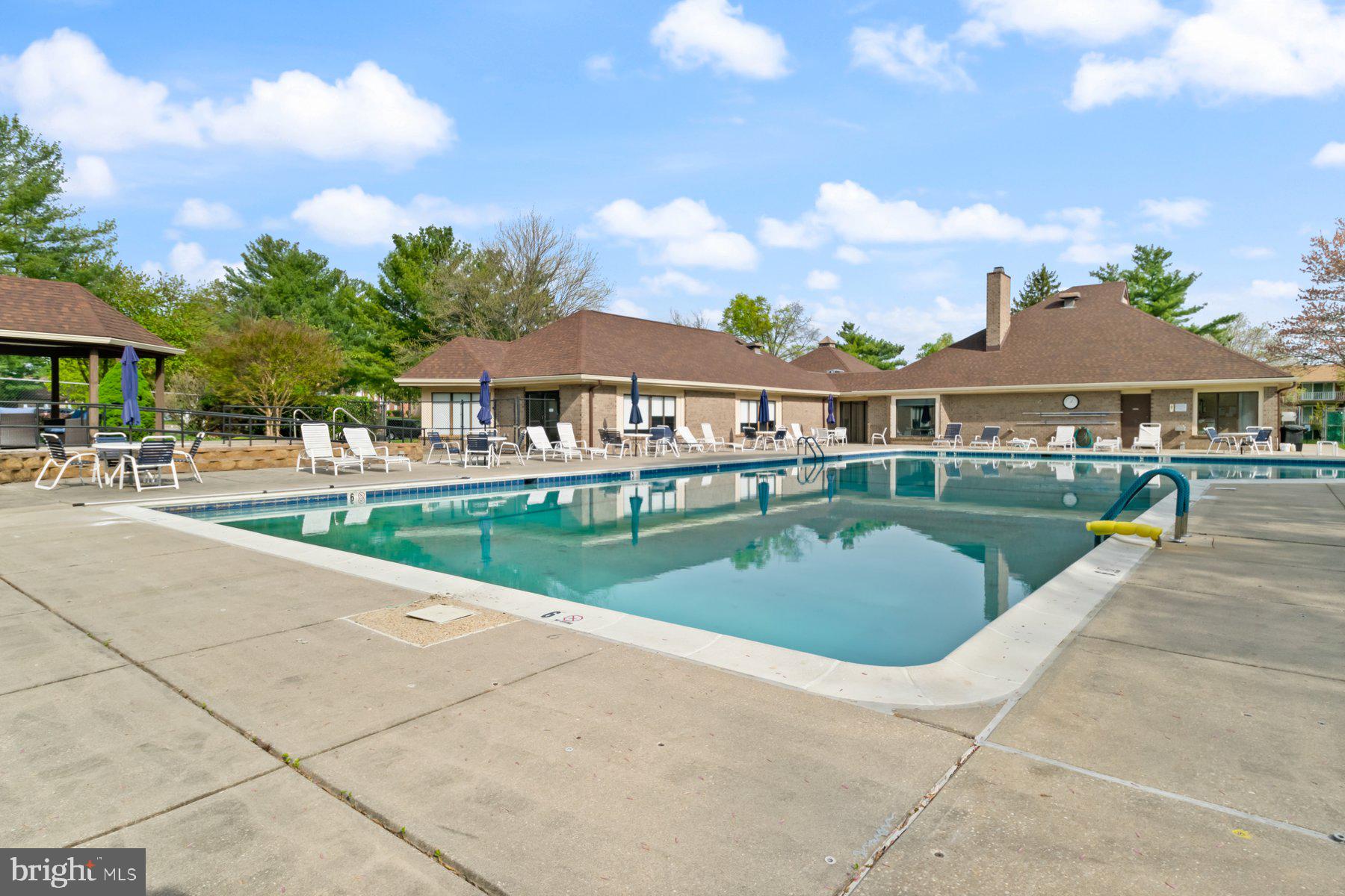 FALLSTAFF - Residential