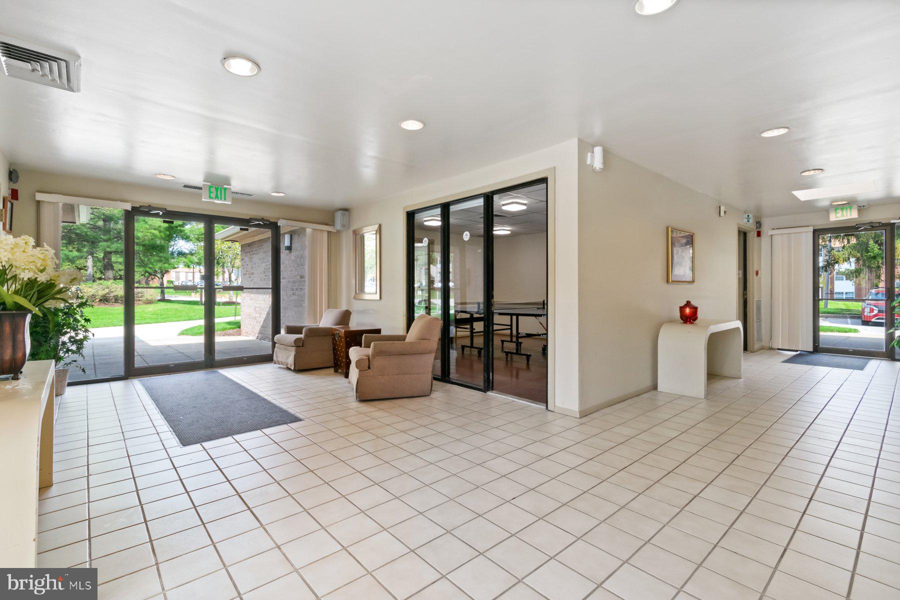 FALLSTAFF - Residential