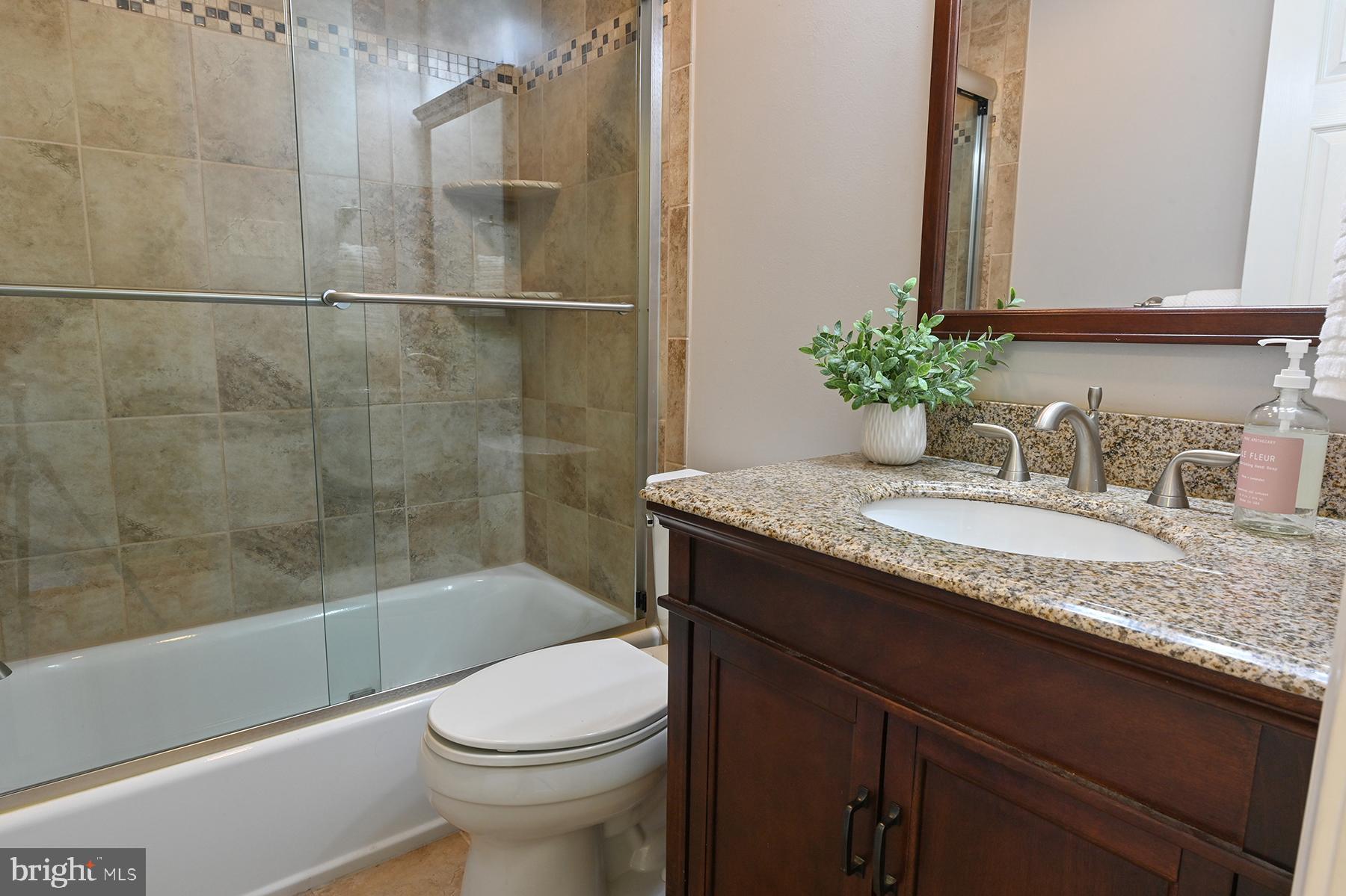 SPRIGGS COVE - Residential