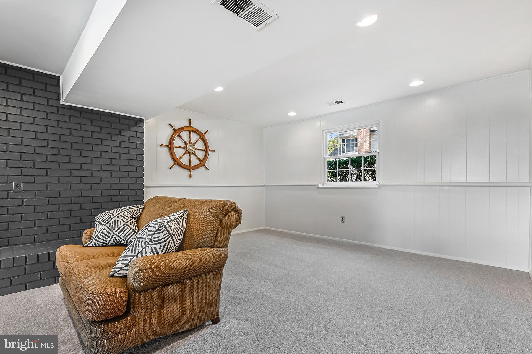 SPRIGGS COVE - Residential