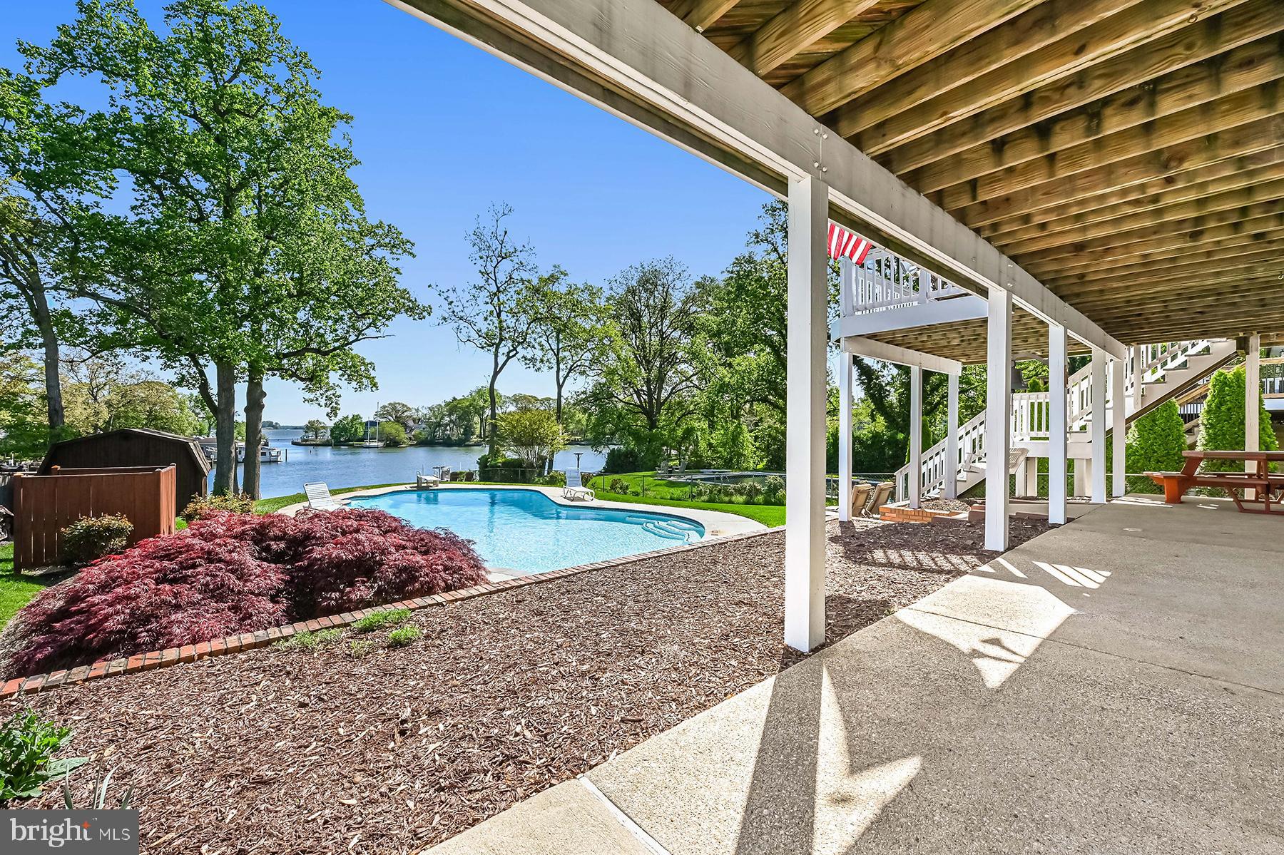 SPRIGGS COVE - Residential