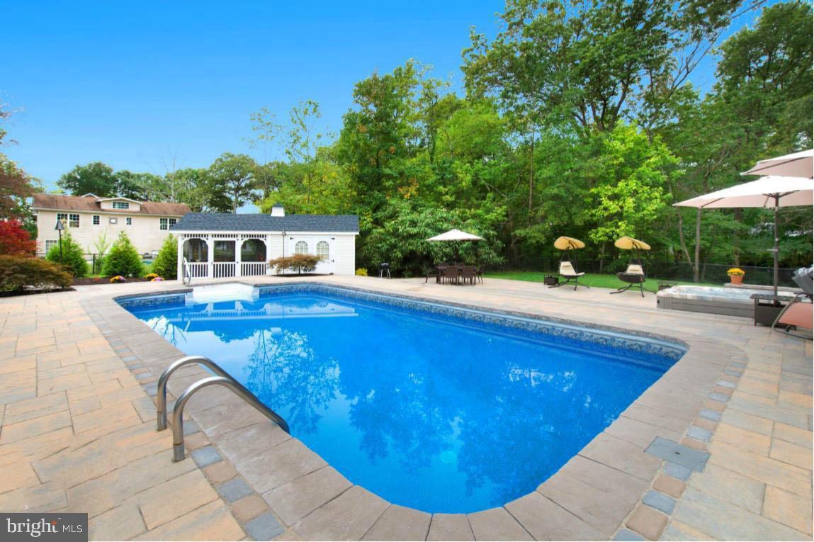 LORELEY BEACH - Residential