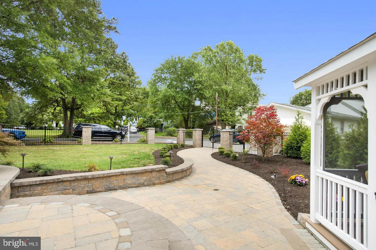 LORELEY BEACH - Residential