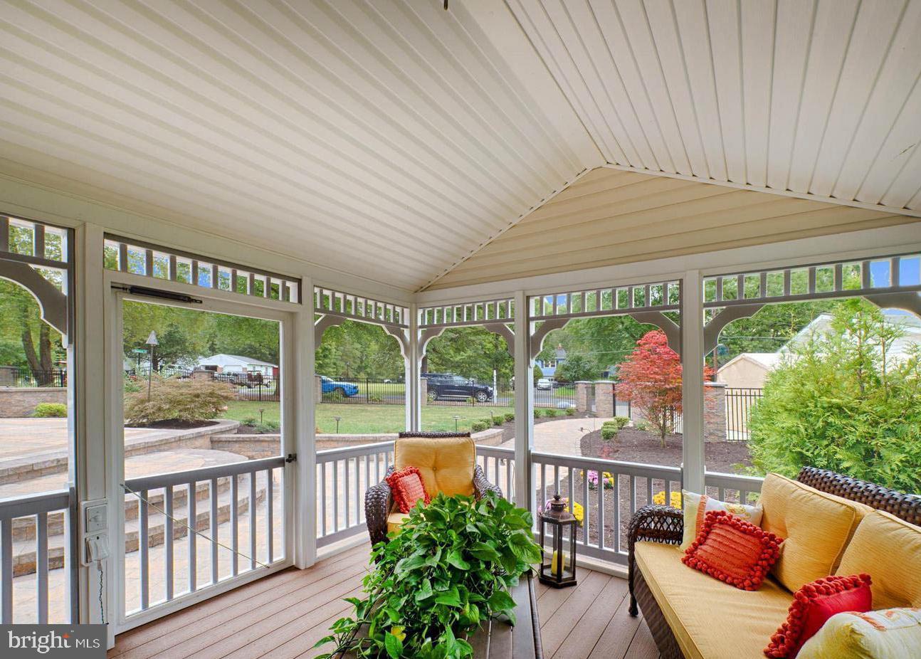 LORELEY BEACH - Residential