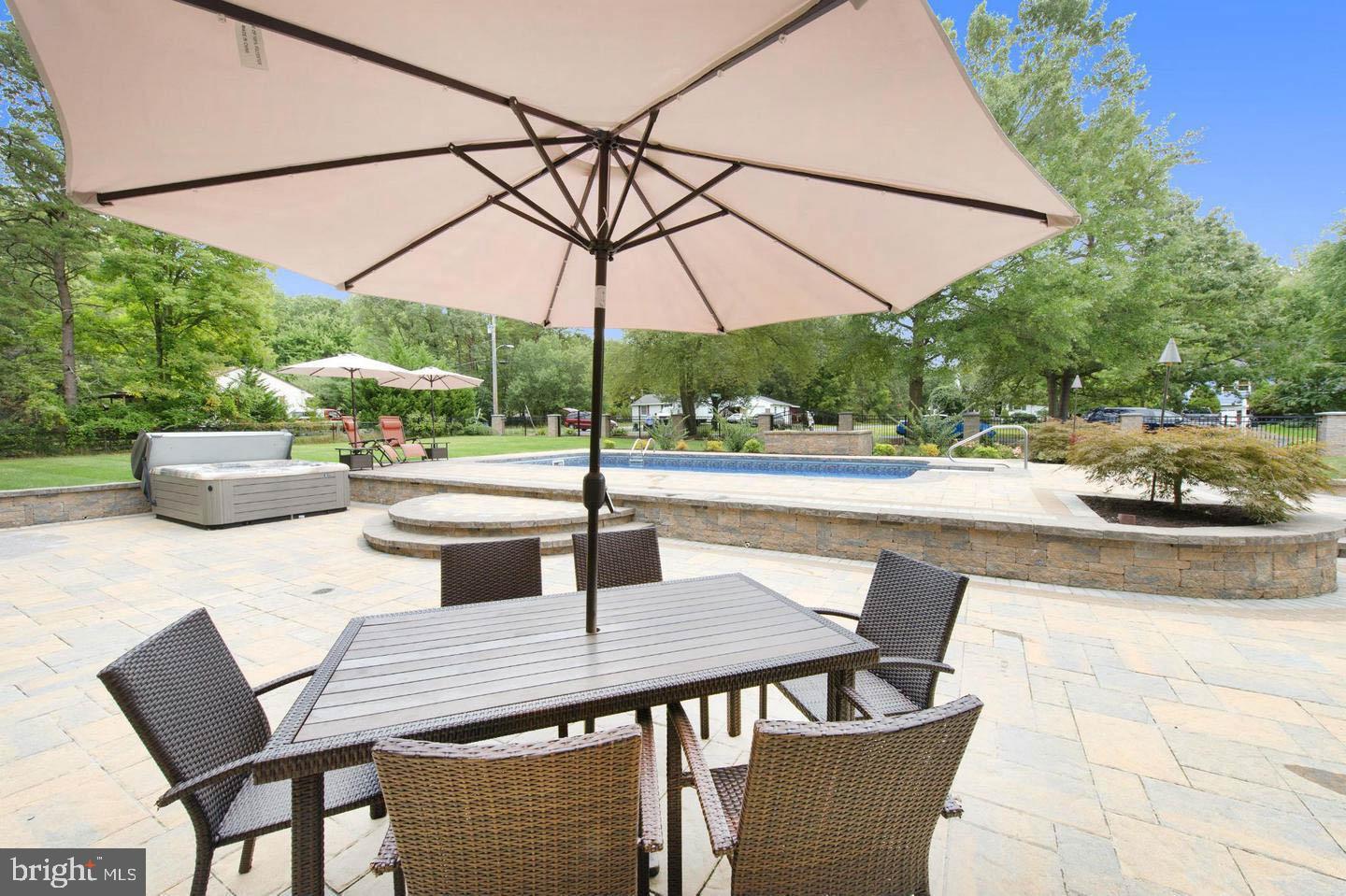 LORELEY BEACH - Residential